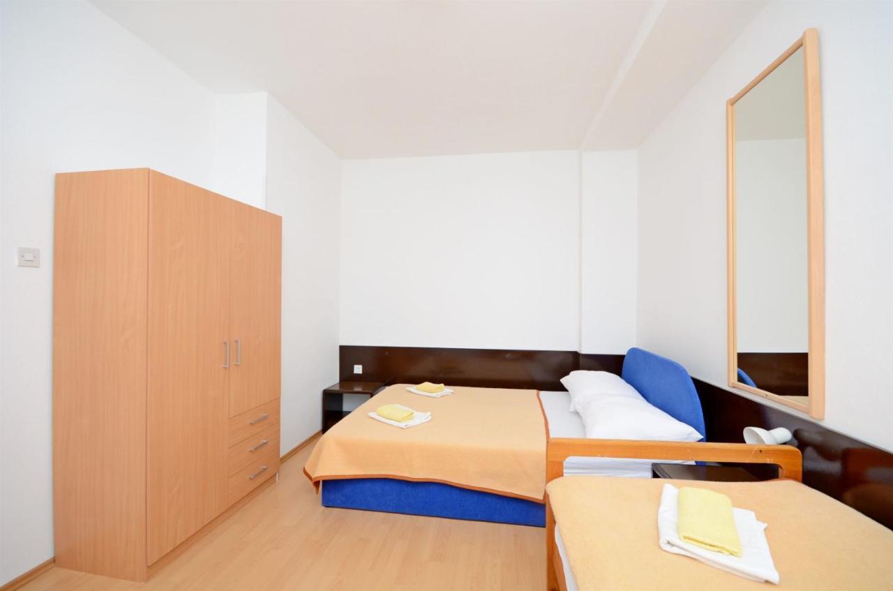 Apartments Josko Carnac Ngoại thất bức ảnh