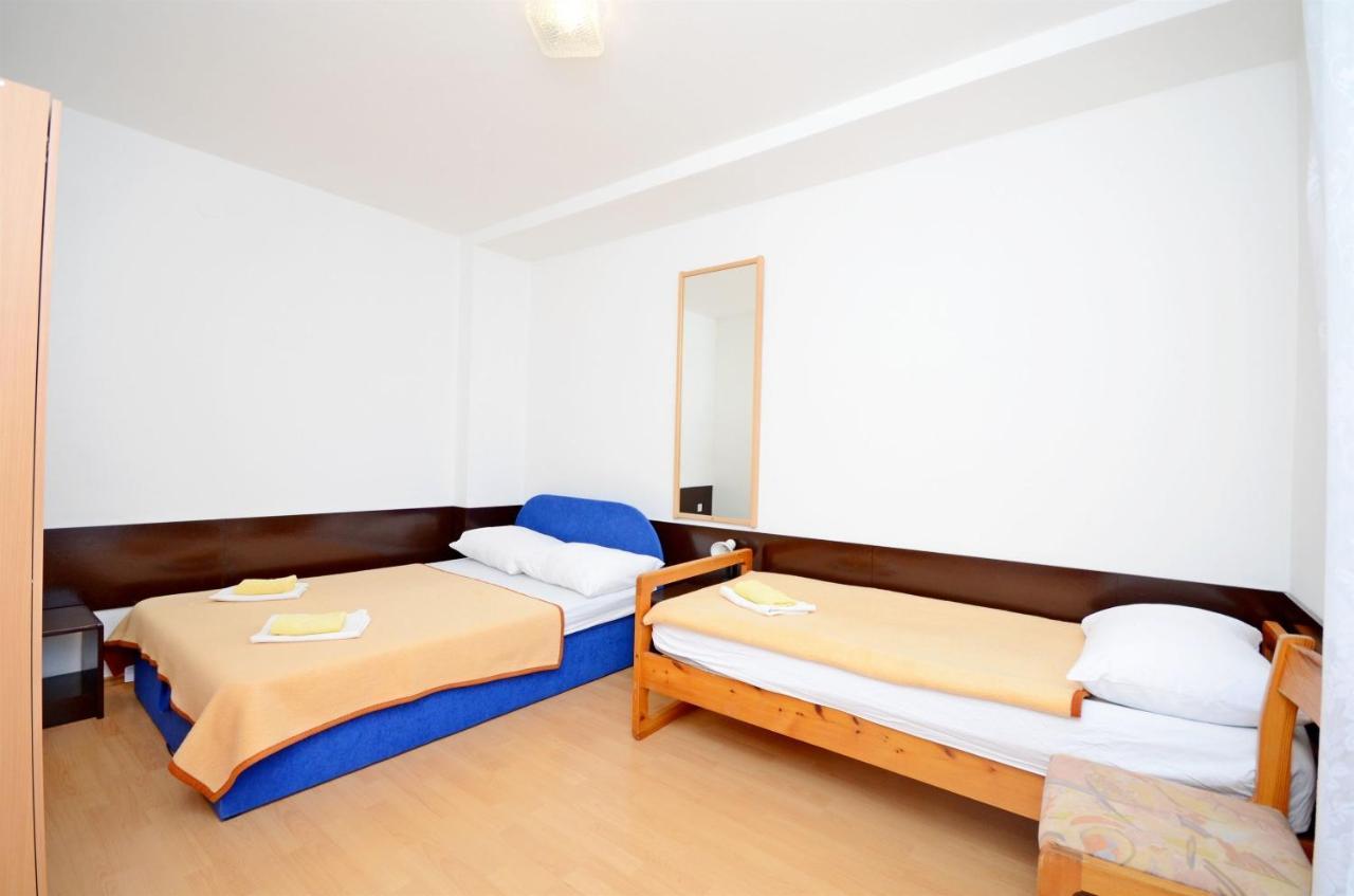 Apartments Josko Carnac Ngoại thất bức ảnh